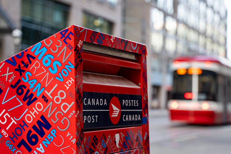 How Proof of Age Delivery Works with Canada Post.